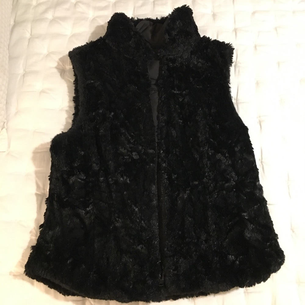 Cabi Faux fur vest